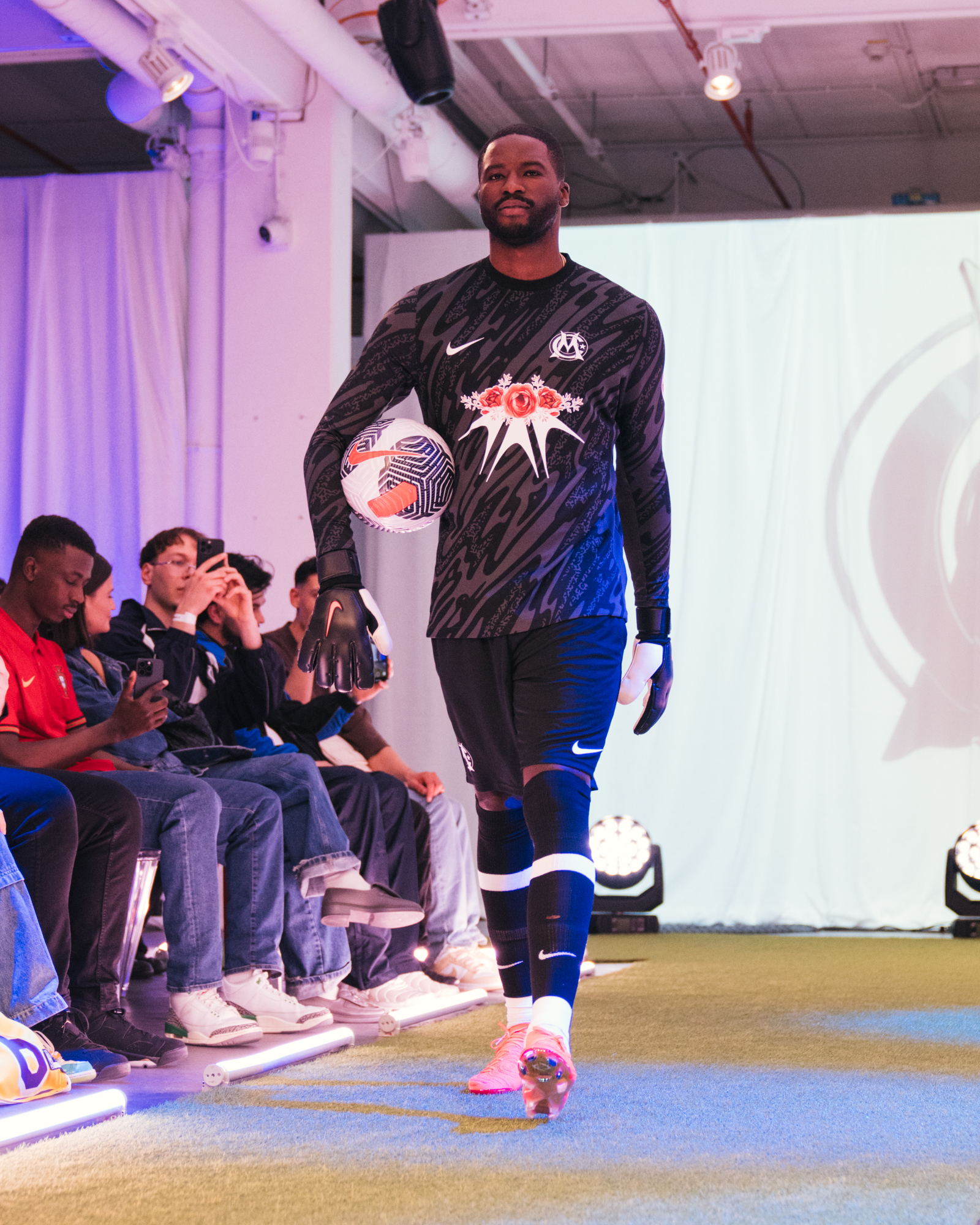 11teamsports × Nike – CATWALK OF FOOTBALL